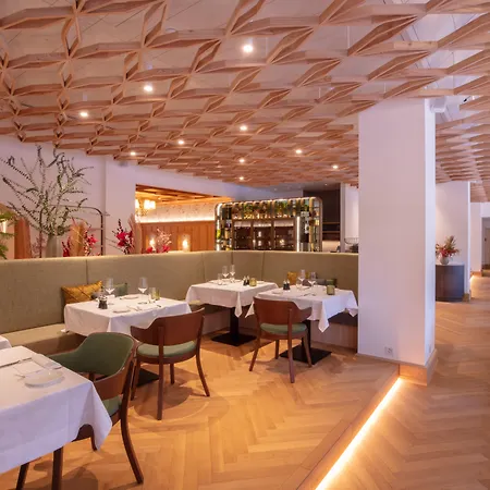 Parkhotel Margna Superior מלון